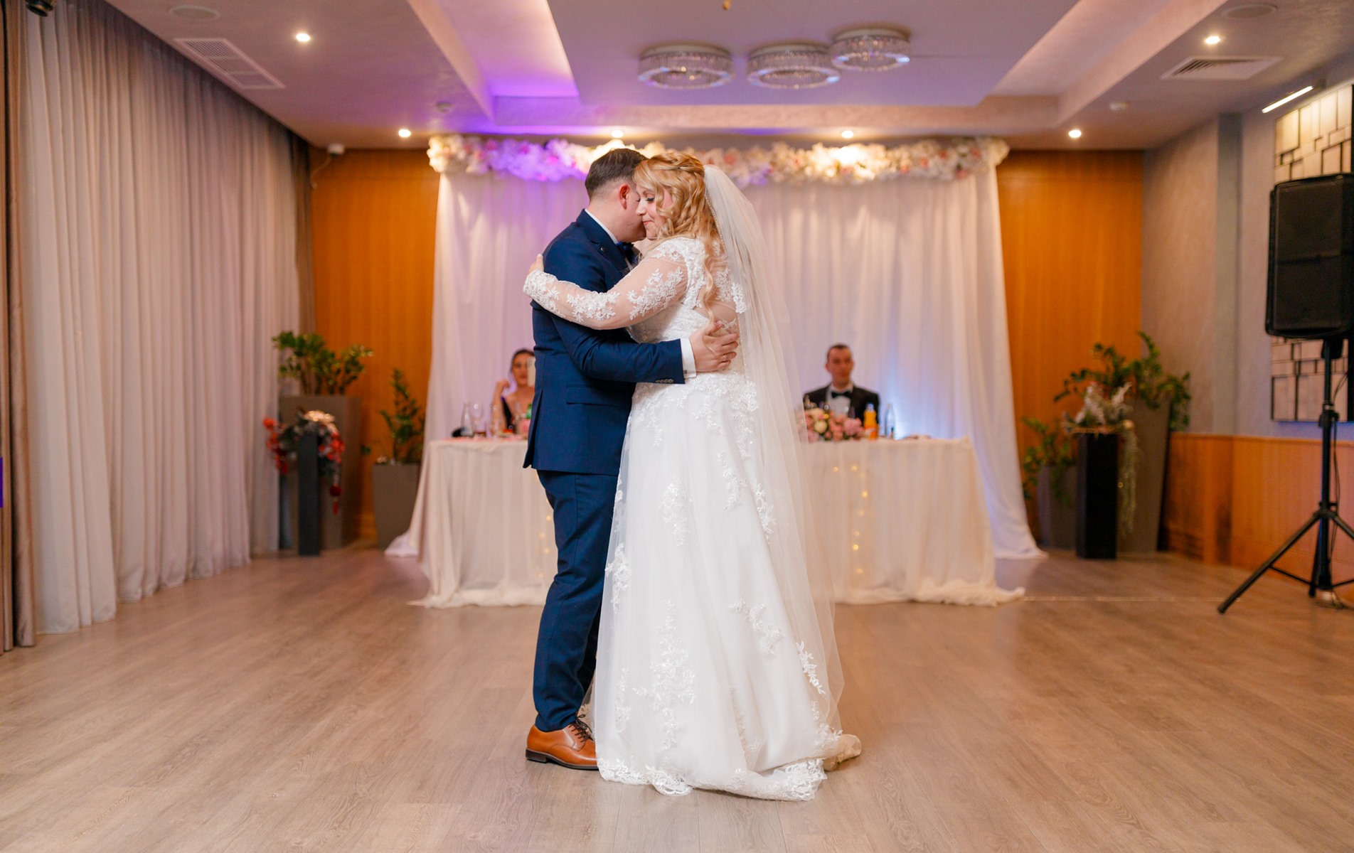 081 Wedding